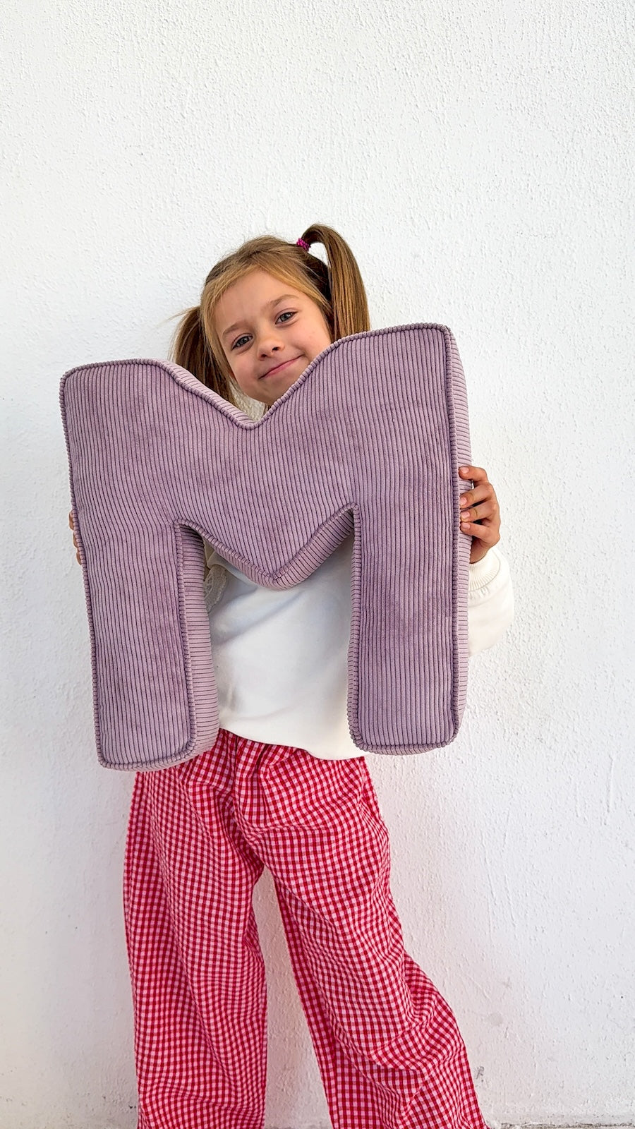 little girl with corduroy letter cushion M by bettys home 2